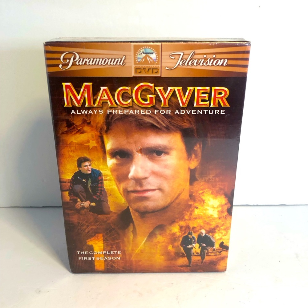 Macgyver: the Complete First Season (DVD, 1985). Factory Sealed